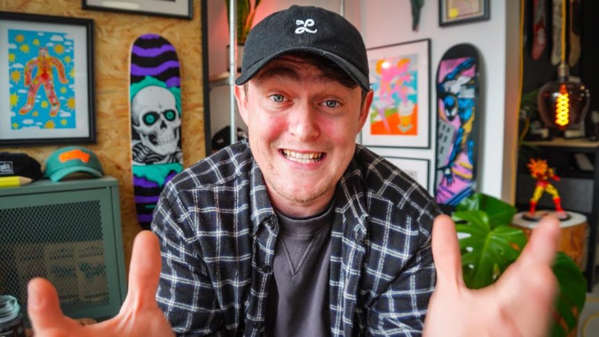 3 Ways to ACTUALLY succeed as a Graphic Designer in 2025