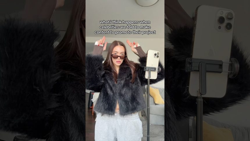 Jess has a good team #socialmedia #marketing #celebrity #funny #skit